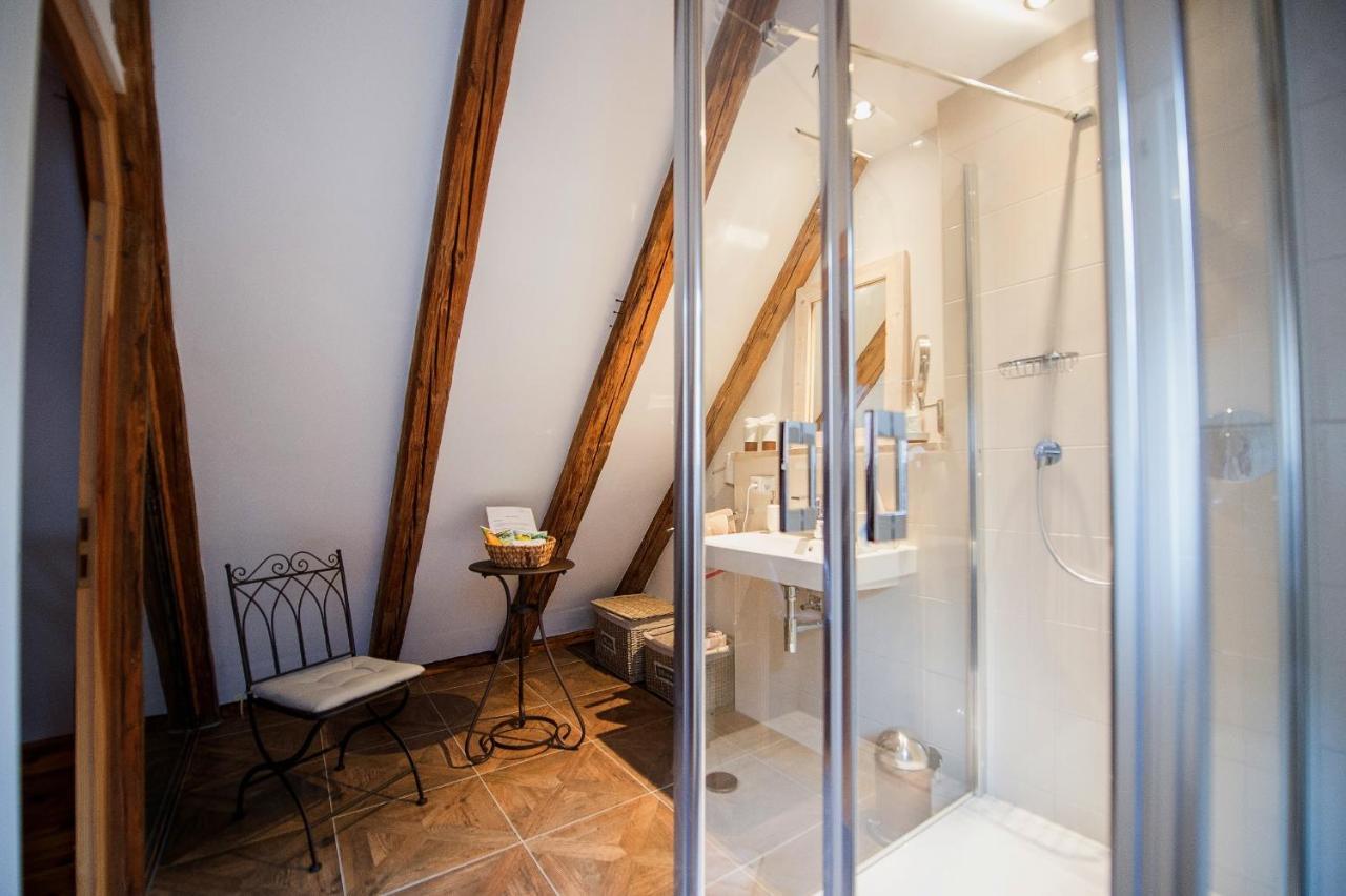 Aparthotel GoldGemäuer Ochsenfurt Zimmer foto